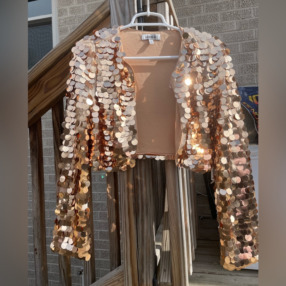 NWT gold spangle cropped bolero sequin long sleeve short jacket KENSIE rose tan